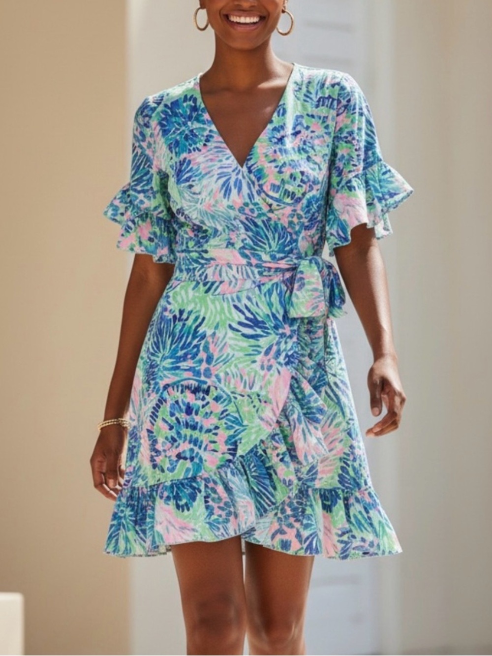 Lilly Pulitzer Darlah Dress Shell of a Party Print Size 6 Ruffle Wrap Mini Multi - Picture 3 of 8